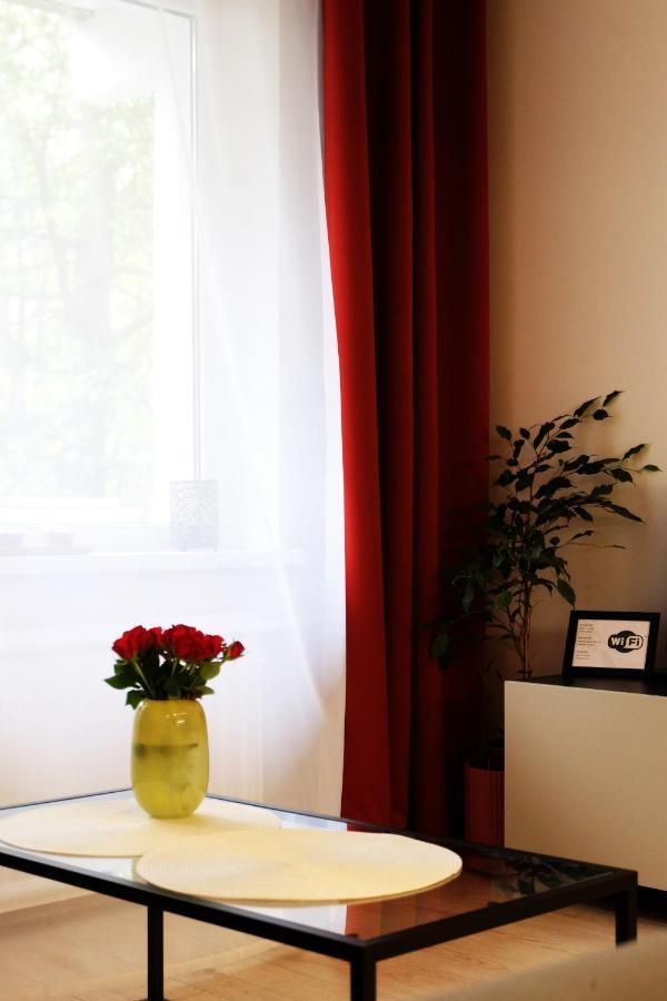 Jaukus Koko Butas 1 Aukste Apartment Kaunas Exterior foto
